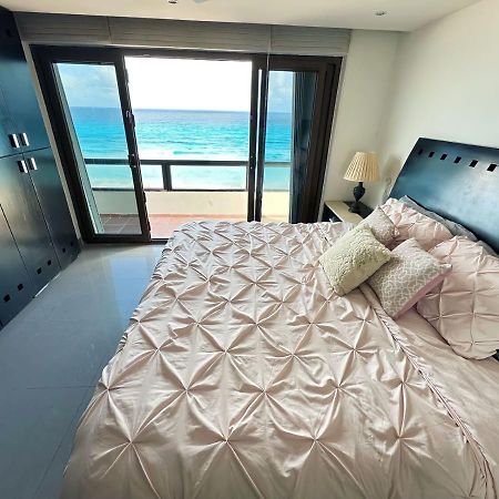 קנקון Amazing Beachfront Apartment מראה חיצוני תמונה