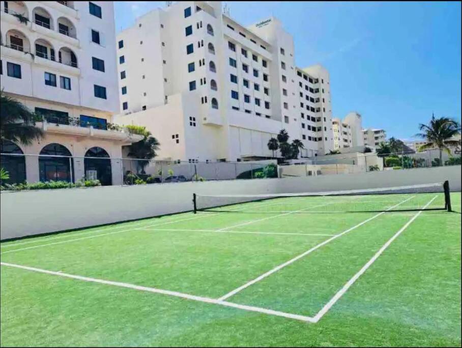 קנקון Amazing Beachfront Apartment מראה חיצוני תמונה
