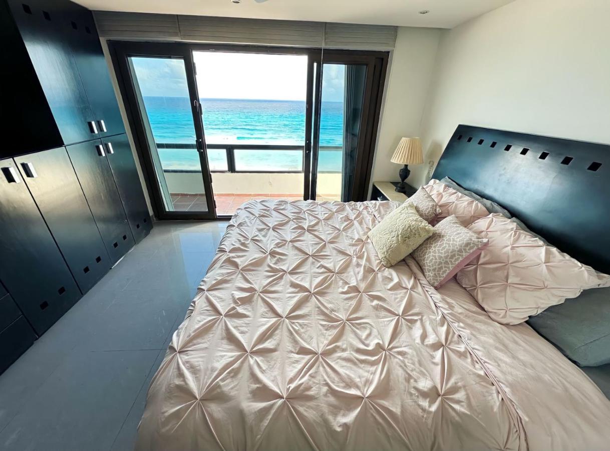 קנקון Amazing Beachfront Apartment מראה חיצוני תמונה