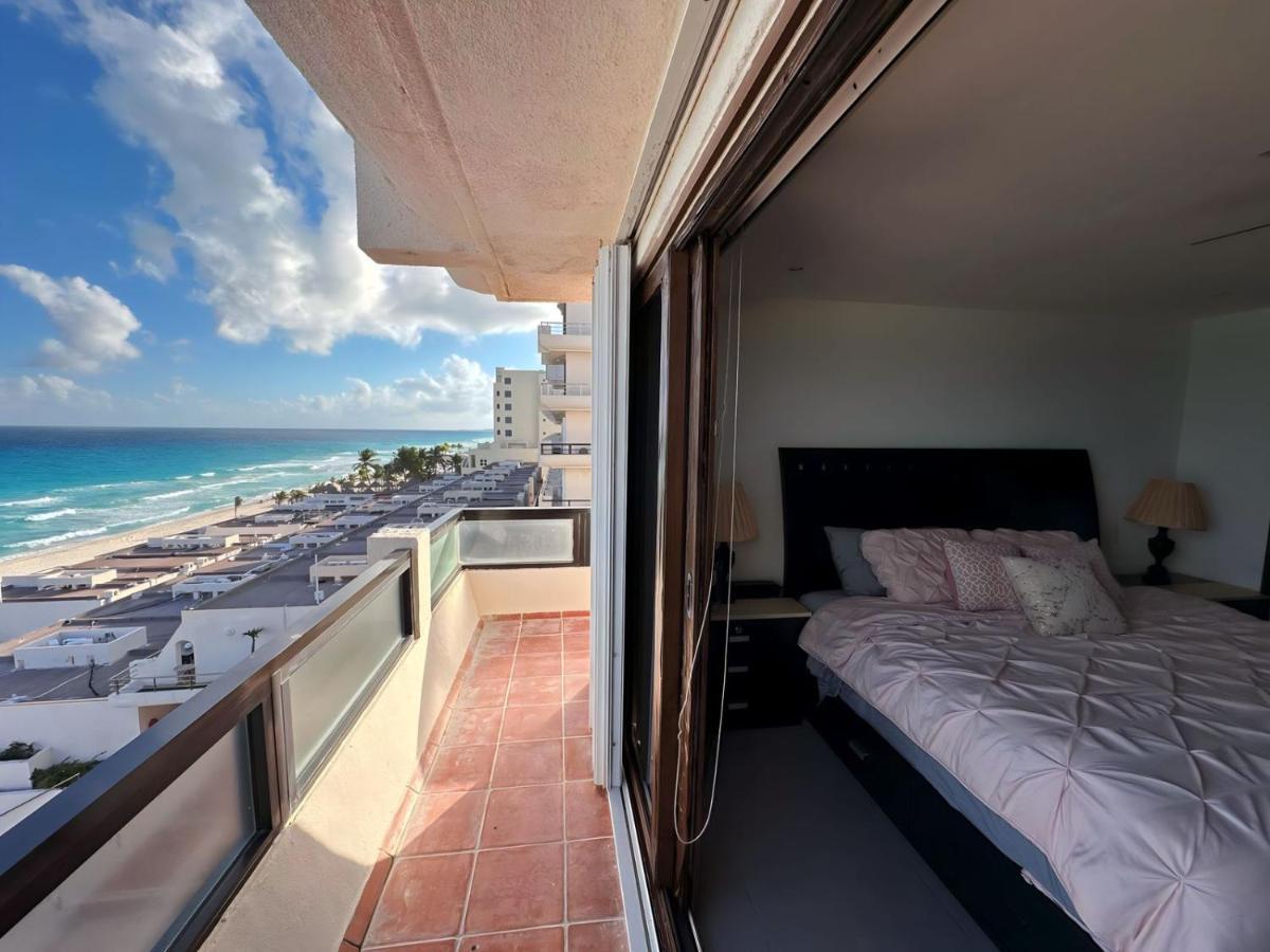 קנקון Amazing Beachfront Apartment מראה חיצוני תמונה
